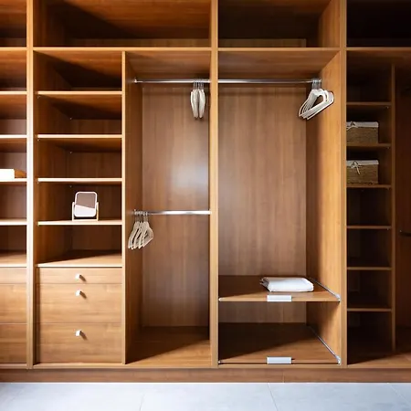 Home2book Alessandro, Design & Comfort Villa *